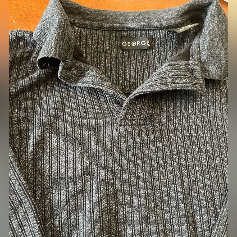 George sweater grey size large
